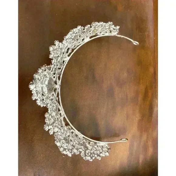 Clear Rhinestone Silver Tone Metal Tiara Crown Pearl Beaded Floral - Picture 8 of 16